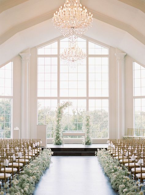 Whimsical Baby's Breath Wedding Ceremony Wedding Cermony, Elegant Wedding Ceremony, Baby's Breath Wedding, Wedding Church Decor, Church Wedding Ceremony, Wedding Altars, All White Wedding, Dream Wedding Venues, European Wedding