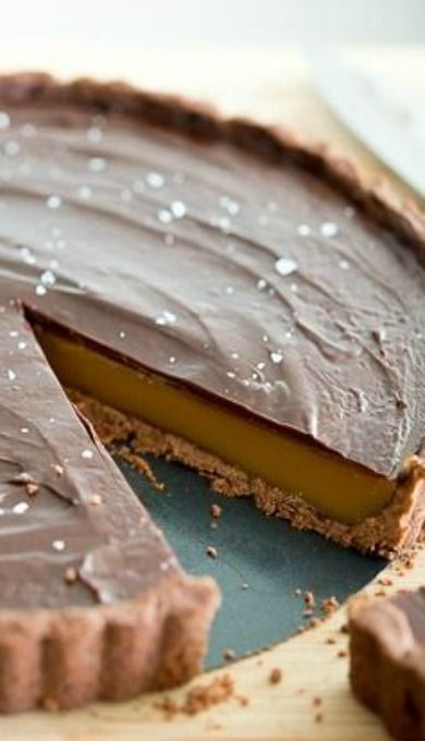 Caramel Chocolate Ganache, Caramel Tart Recipe, Salted Caramel Chocolate Tart, Ganache Tart, Chocolate Caramel Tart, Salted Caramel Tart, Chocolate Ganache Tart, Caramel Pie, Bolo Red Velvet