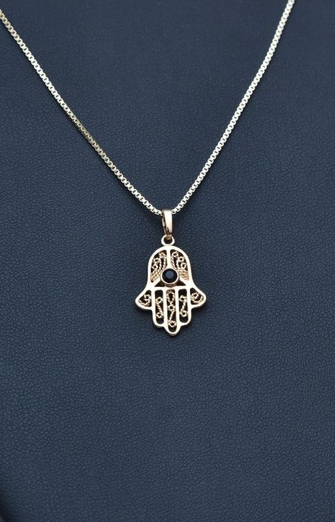 Hamsa Necklace Silver, Kandi Necklace, Hamsa Necklace Gold, Fatima Hand, Hamsa Jewelry, Gold Hamsa, Hamsa Necklace, Filigree Necklaces, Black Onyx Necklace