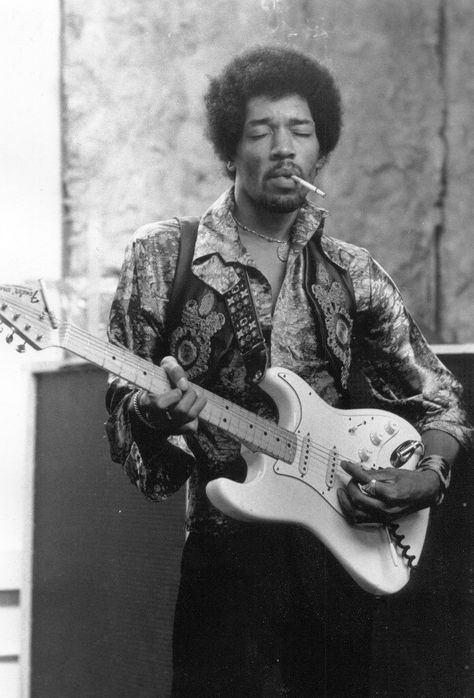 Jimi Hendrix Experience, Guitar Hero, Mötley Crüe, Music People, Music Legends, Laura Lee, Guitar Player, Hendrix, Classic Rock