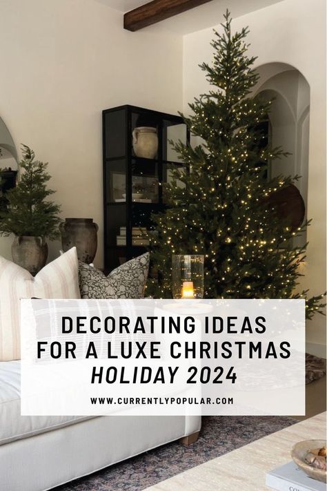 Get inspired with luxe Christmas decorating ideas for 2024, featuring elegant ornaments, rich garlands, and stylish touches to elevate your holiday home. Garland Decor Ideas, Christmas Garland Decor, Luxe Christmas, Best Christmas Decorations, Elegant Ornaments, Handmade Felt Ornament, Christmas Decorating Ideas, Fun Christmas Decorations, Cozy Pillow