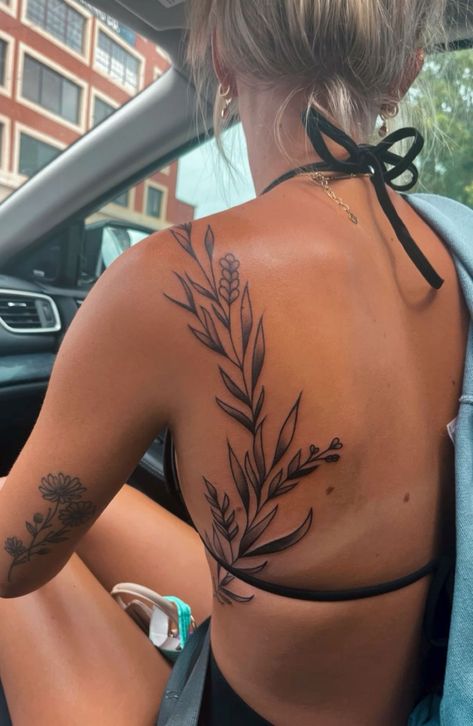 vine tattoo... Rib To Shoulder Tattoos For Women, Woman’s Tattoo Arm, Back Of Arm Tattoo Sleeve, Arm Wrap Around Tattoos For Women, Woman Arm Sleeve Tattoo Ideas, Rib And Stomach Tattoos For Women, Flower Tattoos With Vines, Outside Hand Tattoo, Side Upper Arm Tattoos For Women