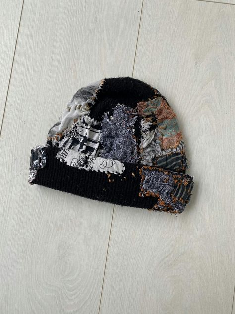 Until.seven Rebuild patchwork beanie Beanie Patch Ideas, Punk Beanie, Patchwork Beanie, Punk Fashion Diy, Custom Pants, Patchwork Clothes, Future Clothes, Beanie Style, Rocker Style