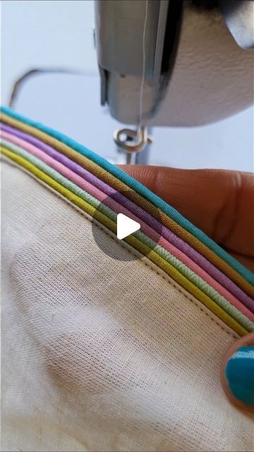 Finishing Edges Sewing, Quilt Trim Ideas, Craft Tips And Tricks, New Trends 2024, Trending Colours 2024, Hemming Tricks, Sewing Alterations Tips And Tricks, Sewing Tricks Hacks, Sewing Hacks Alterations