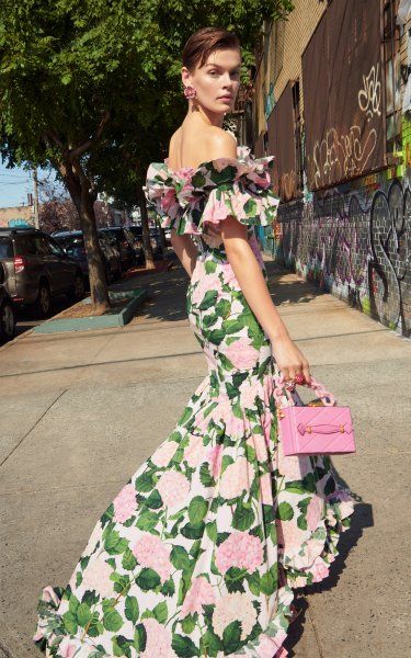 Women's Oscar De La Renta Spring Summer 2023 Collection | Moda Operandi Yellow One Piece, Gown Pink, Cotton Gowns, Beachwear For Women, A Dress, New York Fashion Week, New York Fashion, Hydrangea, Floral Dress