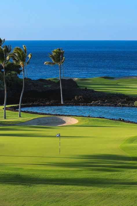 Picturesque Hawaii golf courses, like the palm tree-studded fairways at Mauna Lani, offer both 18- and 9-hole rounds with Pacific Ocean views, ancient lava fields and brilliant sunsets. #AlwaysAuberge Golf Courses Beautiful, Beautiful Golf Courses Pictures, Golf Hawaii, Beautiful Golf Courses, Golf Collage, Golf Field, Golf Course Aesthetic, Hawaii Golf Courses, Golf Aesthetic