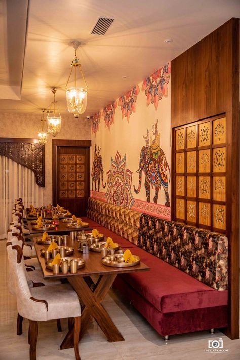 Rajasthani Restaurant Interior Design, Indian Traditional Restaurant Design, Indian Style Cafe Interior, Traditional Style Restaurant Design, Resturant Ideas Design Interiors Indian, Biryani Restaurant Interior, Traditional Thai Restaurant Design, Indian Style Restaurant Interior, Resturant Design Ideas