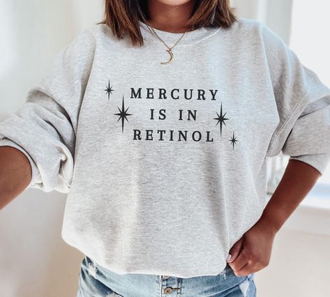 Esthetician Merch, Esthetician Clothes, Esthetician Sweatshirt, Esthetician Shirts, Esthetician Gifts Ideas, Funny Esthetician, Esthetician Apparel, Organised Mum, Esthetician Inspiration