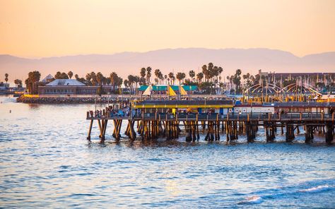 California Redondo Beach Pier, Redondo Beach California, Relaxing Beach, Home For Christmas, The Fourth Of July, Redondo Beach, I Want To Travel, Hospitality Industry, Beach California