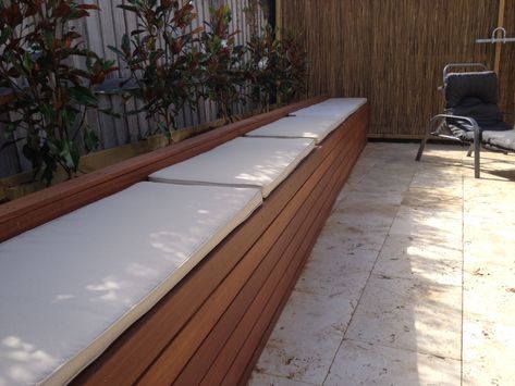 Outdoor Bench Seat With Storage, Built In Bench Outdoor Seating, Outdoor Wall Bench Seating, Pool Deck Bench Ideas, Diy Garden Bench Seating, Bench Seating Garden, Bench Seat Pool Area, Bench Seat On Deck, Outdoor Patio Bench Seating Areas