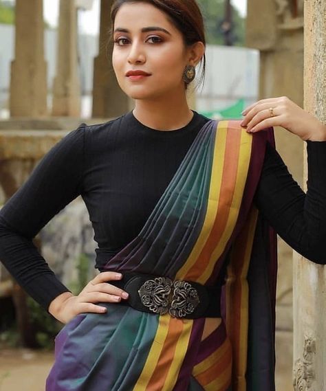 Black Blouse Designs For Saree, Blouse Designs For Saree, Black Blouse Designs, Saree With Belt, Slides Outfit, Saree Wearing Styles, Saree Blouse Neck Designs, Indian Saree Blouses Designs, Silk Saree Blouse Designs