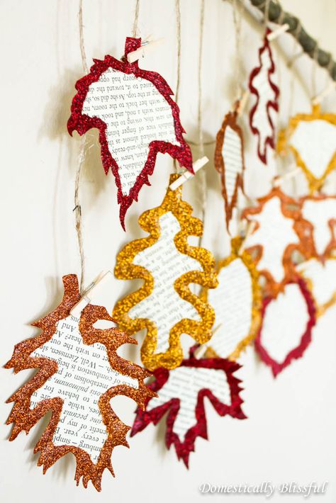 Book Page Leaves Fall Leaves Crafts For Adults, Cardboard Fall Crafts, Diy Autumn Decorations Home Decor, Fall Leaves Project, November Crafts For Teens, Fall Crafts For Middle School, Book Page Leaves, Autumn Leaves Craft Decor, November Adult Crafts