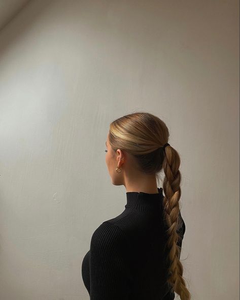 Plaited Ponytail, Ponytail Hairstyles, Daily Hairstyles, Style Hairstyle, Olivia Burton, Braided Ponytail, Bad Hair Day, Bad Hair, Aesthetic Hair