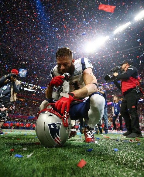 Patriots wide receiver Julian Edelman takes in the moment after winning Super Bowl LIII. Edelman was also named the game's MVP. 📷… New England Patriots Aesthetic, Nfl Football Aesthetic, Super Bowl Aesthetic, American Football Aesthetic, New England Patriots Wallpaper, Football Aesthetics, Edelman Patriots, Basketball Artwork, Thanksgiving Jokes