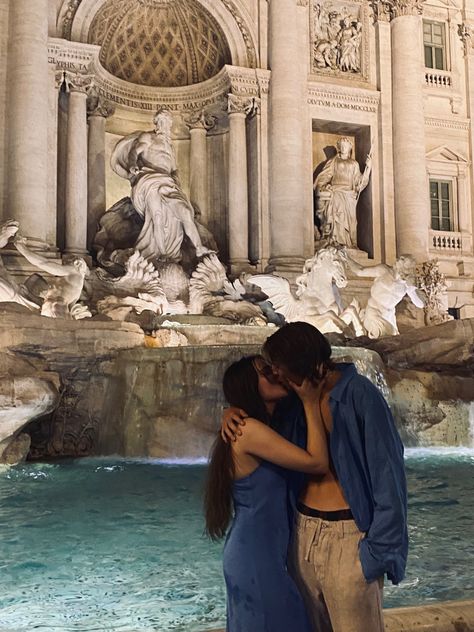 Italy Love Couple, Venice Couple Aesthetic, Italian Lovers Aesthetic, Italian Summer Couple, Italy With Boyfriend Aesthetic, European Love Aesthetic, Italian Honeymoon Aesthetic, Romance In Italy, Italian Husband Aesthetic