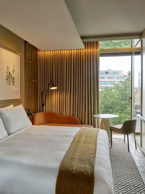 The Londoner Hotel, Boutique Hotel Room, Hotel Room Interior, Yabu Pushelberg, Velvet Furniture, Hotel Room Design, Leicester Square, Hotel Interior Design, Hotel Boutique