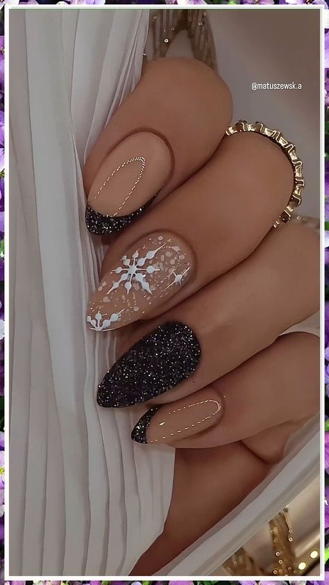 Looking for unique winter nail ideas? Look no further! Discover 7 stunning manicure tips to elevate your winter nail game. From intricate designs to bold colors, these winter nail ideas will make your nails stand out. Get ready to rock the season with these unique winter nail inspirations! Cute Winter Nails, January Nail Designs, January Nails, Plaid Nails, Winter Nails Acrylic, Stylish Nails Designs, Christmas Gel Nails, Xmas Nails, Christmas Nail