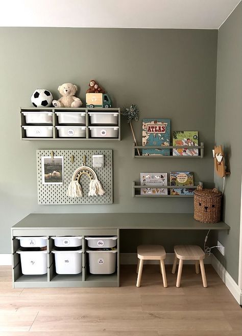 Kids Room With Storage, Playroom Lego Area, Cube Shelf Kids Room, Grey Playroom Ideas, Playroom Toddler Boy, Minimal Playroom Ideas, Small Toddler Playroom, Play Corner Living Room, Toddler Play Corner