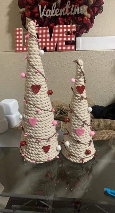 Valentine's Day Tree Decorations, Valentine Cone Trees, Spring Porch Decorations, Valentine Centerpieces Diy Dollar Stores, Diy Valentines Crafts Decoration, Valentine Tree Ideas Diy Crafts, Valentine’s Day Dollar Tree, Valentines Day Crafts To Sell Diy Ideas, Valentines Centerpieces Diy