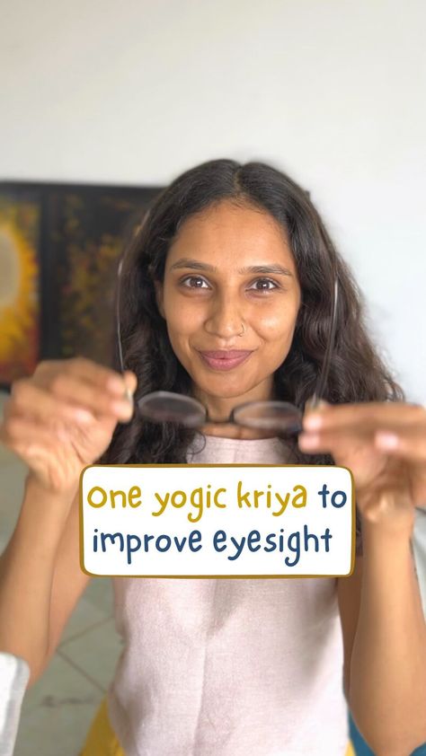 Do your eyes feel tired and drained after a long day at work? 💻 Or you wish to improve your eye sight? Start by practising 10 minutes of … | Instagram Eye Health Remedies, Best Cough Remedy, Eye Sight, Eye Vitamins, Eye Sight Improvement, Eye Exercises, Vision Eye, Natural Health Care, Healthy Eyes