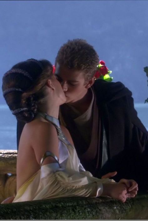 Happy Anakin Skywalker, Star Wars Episode 2, Tunisia Travel, Jedi Lightsaber, Star Wars Attack Of The Clones, Star Wars Padme, Anakin And Padme, Star Wars Anakin, Star Wars Love