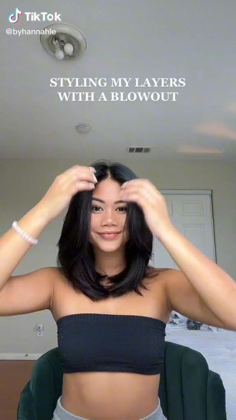 Layered Haircuts For Medium Hair, Hairstyles For Layered Hair, Hair Cute, Blowout Hair, Healthier Hair, Short Hair Tutorial, Shoulder Length Hair Cuts, Haircuts For Medium Hair, Haircuts Straight Hair