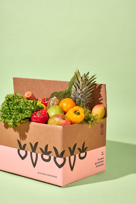 Organic Vegetable Packaging, Food Box Photography, Grocery Branding, Food Photography Vegetables, Fresh Produce Packaging, Fresh Food Packaging, Csa Box, Vegetable Packaging, Vegetables Photography