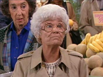 Sophia Golden Girls, Sophia Petrillo, 1980s Tv Shows, Estelle Getty, 80s Shows, Character Change, The Golden Girls, Betty White, Birthday Meme