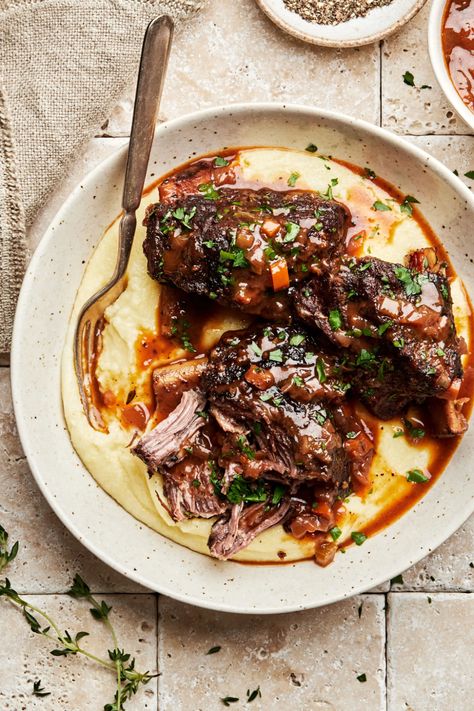 We’ve got you covered with this comforting and hearty short rib recipe so tender you won’t be able to stop yourself from devouring them all in one sitting. Recipes With Beef Short Ribs, Ribs Recipes Oven, Beef Short Ribs Slow Cooker, Beef Short Ribs Instant Pot, Short Ribs Instant Pot, Instant Pot Beef Short Ribs, Sous Vide Recipes Beef, Best Short Rib Recipe, Short Ribs Recipes