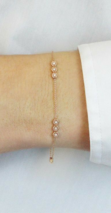 Jewerly Bracelets, Gold Bracelet Simple, Diamond Bracelet Design, Station Bracelet, Simple Rose, Jewelry Bracelets Gold, Girly Jewelry, Bangles Jewelry, Simple Jewelry