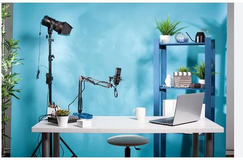 Youtuber Backdrop Ideas, Youtube Setup Ideas, Content Creation Room, Small Youtube Studio Ideas, Home Youtube Studio Ideas, Youtube Home Studio, Youtube Setup Ideas Background, Youtube Studio Ideas Decor, Youtube Studio Background