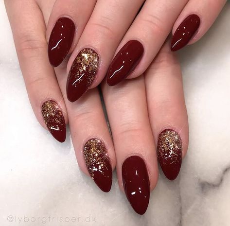 #nails #nailart #nailsofinstagram #naildesign #red #gold Bridal Nails Wedding Red And Gold, Red Nail Extensions Designs, Dark Bridal Nails Wedding, Bridal Extensions Nails, Golden Glitter Nail Art, Red Gold Manicure, Bridal Red Nail Art, Bridal Nails Red Wedding, Nails For Red Outfit