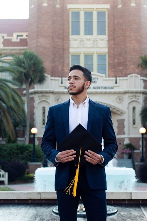 Men's College Graduation Photos, Graduation Pics For Guys, College Senior Picture Ideas For Guys, Grad Pic Poses For Boys, College Athlete Graduation Pictures, Graduation Picture Ideas For Men, Fun Graduation Pictures Men, Graduation Photoshoot For Men, Graduation Countdown Ideas Instagram