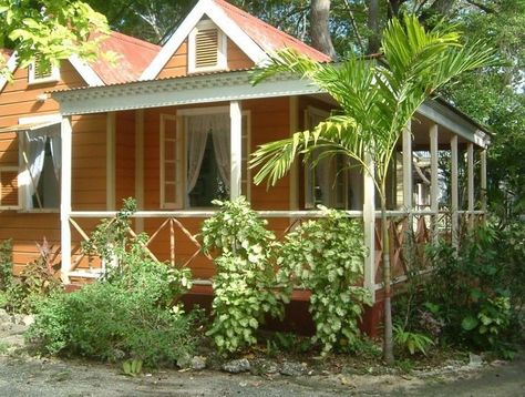 Chattel house in Barbados Chattel House Barbados, British Colonial Exterior, Barbados House, Chattel House, Caribbean Houses, West Indies Architecture, Caribbean House, Case Creole, Cosleeping Bed