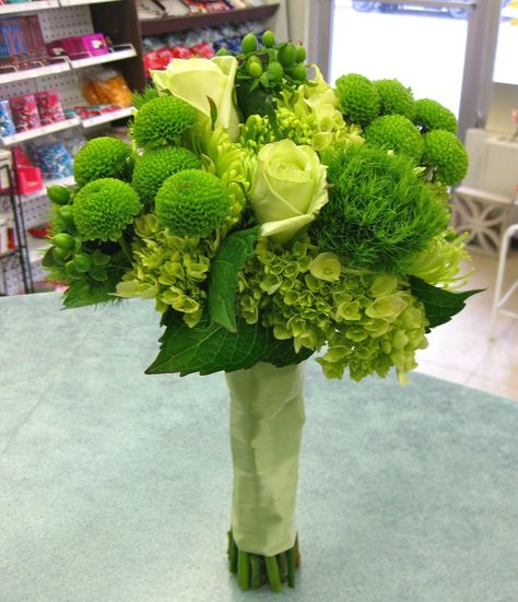 Green flower arrangement - Green Trick Dianthus Mini Green Hydrangea, Green Hydrangea Bouquet, Fall Wedding Bouquets Purple, Diy Fall Wedding Bouquets, Fall Wedding Bouquets Burgundy, Wedding Bouquet Fake Flowers, Mum Bouquet, Hydrangea Green, Chrysanthemum Bouquet