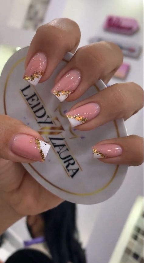 Silk Nails, Gold Acrylic Nails, Acrylic Toe Nails, Gold Nail, Work Nails, Short Square Acrylic Nails, Acrylic Nails Coffin Pink, Acrylic Nails Coffin Short, Short Acrylic Nails Designs