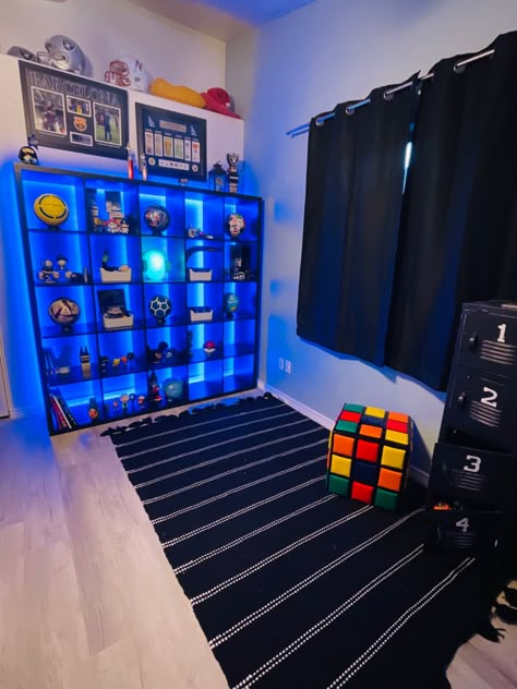 Room Ideas For 10 Year Boy, Bedroom Ideas For 8 Year Boy, Small Gaming Bedroom Ideas Boys, 7 Year Boy Room Ideas, 10 Year Boy Room Ideas, Teen Boy Bedroom Gamer, Pre Teen Boys Room Bedroom Ideas, Gamer Boy Bedroom, 8 Year Boy Room Ideas