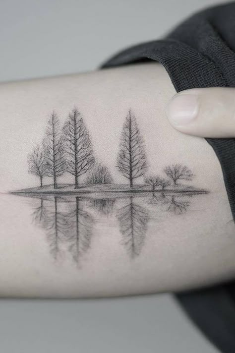 Winter Tattoo Ideas Reflection Tattoo, Natur Tattoo Arm, Pine Tattoo, Winter Tattoo, Lake Tattoo, See Tattoo, Nature Tattoo Sleeve, Girls With Sleeve Tattoos, Muster Tattoos