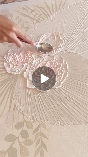 16K likes, 106 comments - artbyshony on March 6, 2023: "🌸🌸🌸" Textured Art Flowers, Sculpt Painting, Textured Flower Painting, Texture Painting Techniques, Sculpture Art Projects, Mural Art Design, Painting Flowers Tutorial, Abstract Art Paintings Acrylics, Acrylic Art Projects