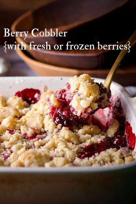 Best Berry Cobbler, Berry Filling, Mixed Berry Cobbler, Berry Cobbler Recipes, Cobbler Recipes Easy, Mixed Berry Pie, Cobbler Topping, Cookie Toppings, Berry Cobbler