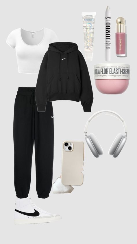 Comfy Outfits With Black Sweatpants, Cute Black Sweatpants Outfit For School, Outfits To Wear With Black Sweatpants, Black Sweat Pants Outfit For School, Black Nike Sweatpants Outfits School, Things To Wear With Black Sweatpants, Preppy Outfits With Black Sweatpants, Outfits With Black Sweats, Black Jogging Pants Outfit