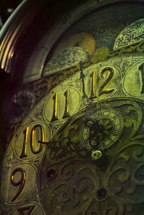 Headline: "Almost Midnight... And A Sneak Peek of Things To Come" (Wednesday, December 31, 2014) Image credit: italdred Tumblr ♛ Once Upon A Blog... fairy tale news ♛ Old Clock, Summer Storm, Dark Green Aesthetic, Slytherin Aesthetic, Old Clocks, Absinthe, Tick Tock, Clock Face, The Numbers