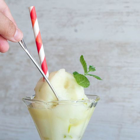 Homemade Italian Lime Sorbet Recipe (Sorbetto) Lemon Lime Sorbet, Cuisinart Sorbet Recipes, Lime Sorbet Recipe, Citrus Sorbet, Sorbet Is, Sorbet Recipe, Lime Sorbet, Sorbet Ice Cream, Ninja Creami