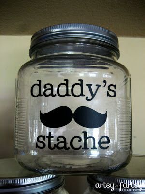 {Father's Day Stache Jar} Free printable. Kids Fathers Day Crafts, Diy Father's Day Gifts, Father's Day Diy, Cadeau Diy, Dad Day, Fathers Day Crafts, Wrapping Ideas, Candy Jars