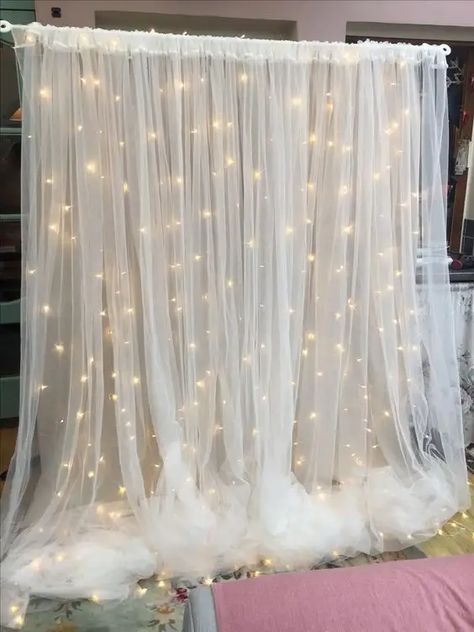 Blue And White Backdrop Birthday Parties, Balloon Decorations With Lights, Silver And White Prom Decorations, Tablecloth Photo Backdrop, Cloud 9 Photo Backdrop, Backdrop With Lights And Balloons, Blue White Silver Birthday Decorations, White Christmas Photo Backdrop, Blue And Silver Backdrop Ideas