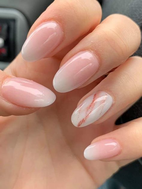 Oval Short Acrylic Nails Designs, Acrylic Nails Ideas Neutral, Short Nail Designs Marble, Gel Nail Designs Marble, Simple Oval Acrylic Nails, Simple Natural Nail Art, Marble Oval Nails, Nail Art Marble Pink, Natural Oval Acrylic Nails