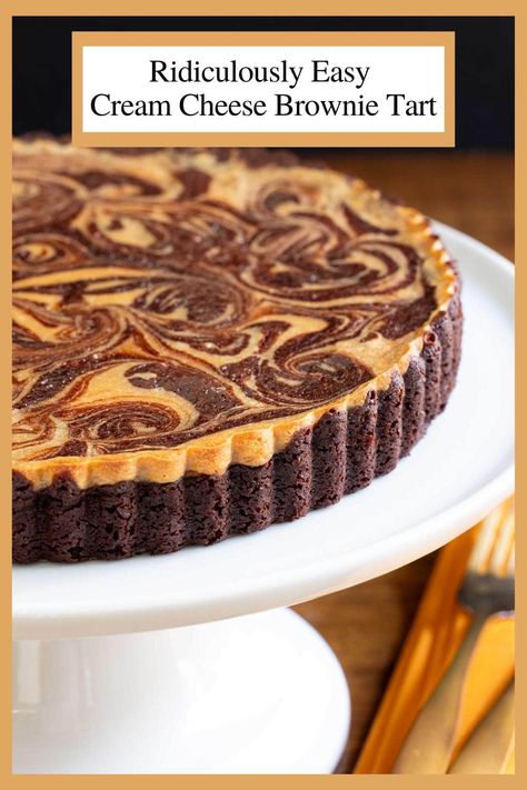 Ridiculously Easy Cream Cheese Brownie Tart Dessert Cakes Easy, Brownie Tart Recipes, Cafe Cake Recipes, Cream Cheese Tarts Recipes, Thanksgiving Tarts Desserts, Cream Cheese Tarts Mini, Easy Tarts Desserts, Fall Tarts Desserts, Tarts Recipe Dessert Easy