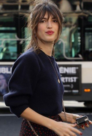 6 Key Pieces for Parisian Style | Damsel In Dior Longbob Hair, New Trendy Hairstyles, French Haircut, Bardot Hair, Soft Bangs, Curtain Fringe, Jeanne Damas, French Girl Style, French Cut