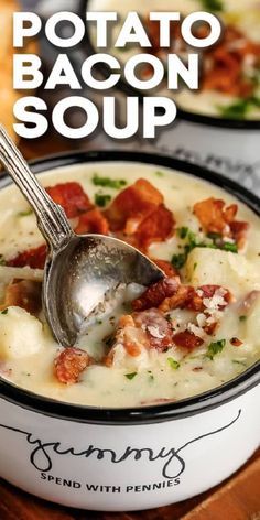 Creamy Potato Bacon Soup, Potato Soup With Bacon, Easy Cauliflower Soup, Chili Recipe Stovetop, Bacon Soup Recipes, Fresh Tomato Soup, Soup With Bacon, Potato Bacon Soup, Potato Bacon