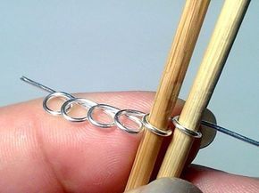 by Judy Ellis, Wirejewelry.com Wire Jewelry Tip for August 25th, 2017 Make perfect loops settings for your projects with skewers! by Delilah Every now and then, you may find yourself without the perfect tool for the job. In a pinch, I’ve found that small wooden skewers are perfect for making consistent loops in such projects [...] Jewelry Making Tutorials Bracelets, Wire Jewelry Tools, Free Wire Wrapping Tutorials, Diy Wire Wrapped Jewelry, Easy Jewelry Making Ideas, Wooden Skewers, Wire Jig, Wire Jewelery, Diy Armband